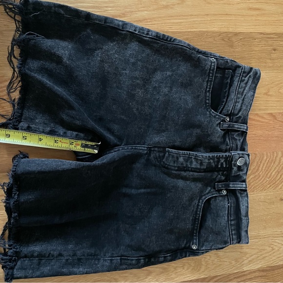 High rise black denim shorts size 4 - Picture 4 of 7